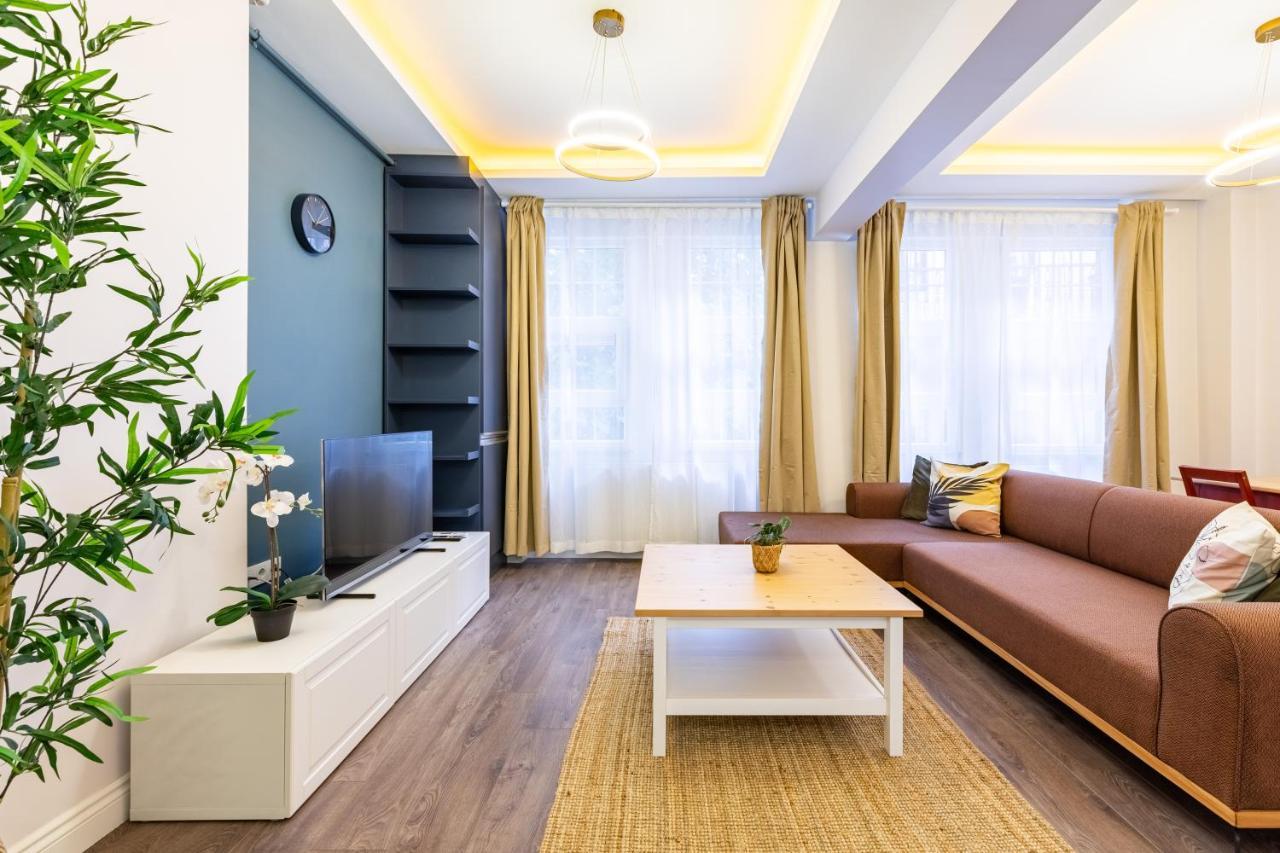 Red Suites Balat - Orange And Blue Istanbul Exterior photo