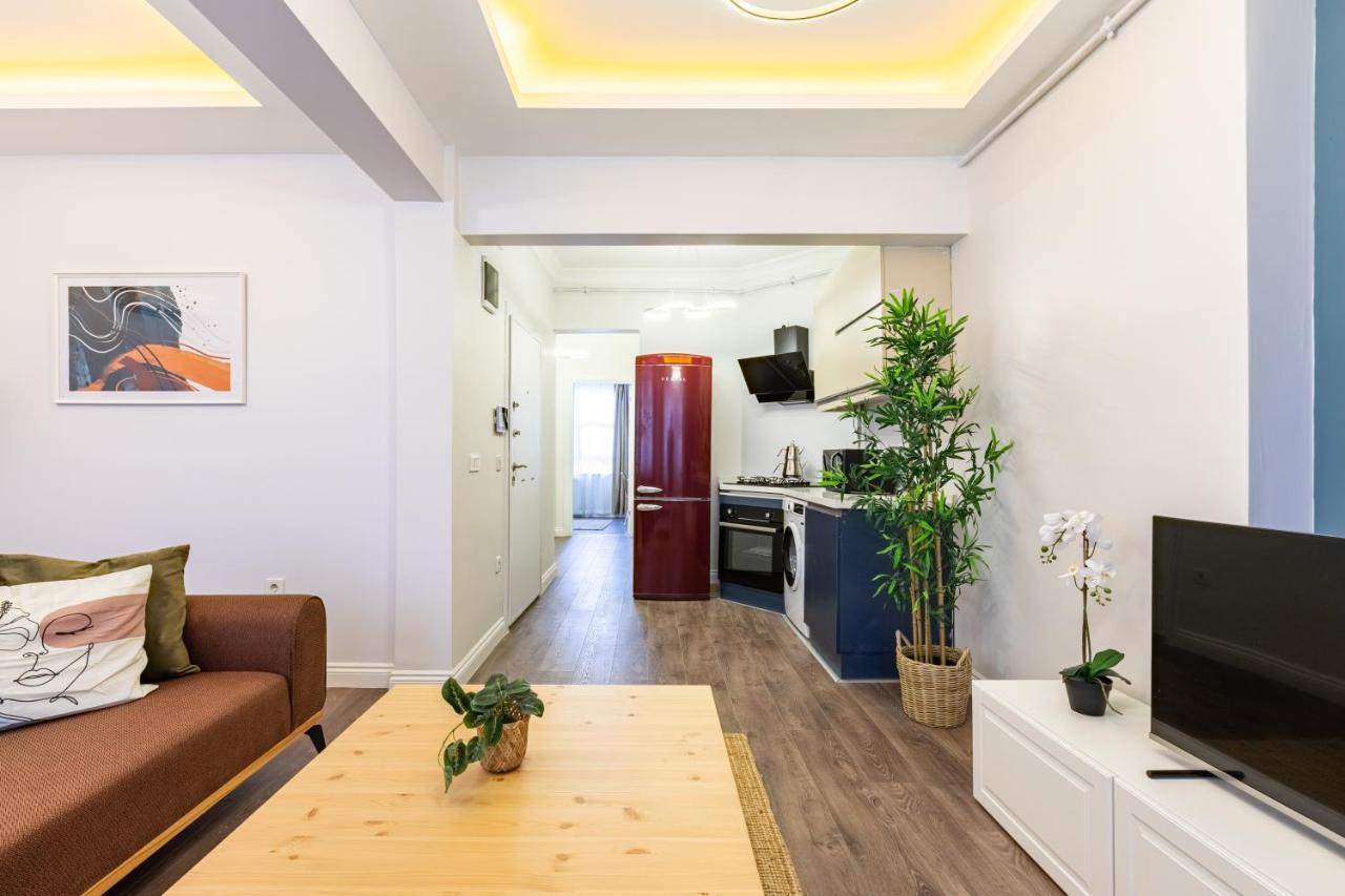 Red Suites Balat - Orange And Blue Istanbul Exterior photo